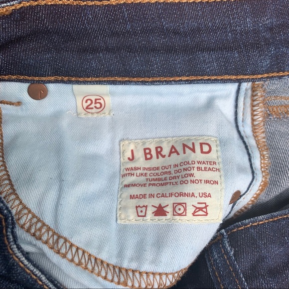 J Brand Curvy Low Rise Bootcut Jean in Pure 25 - Picture 10 of 13